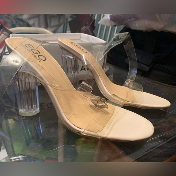 EGO ARIANA BARELY THERE PERSPEX BLOCK CLEAR
HEEL IN NUDE PATENT - Picture 9 of 12